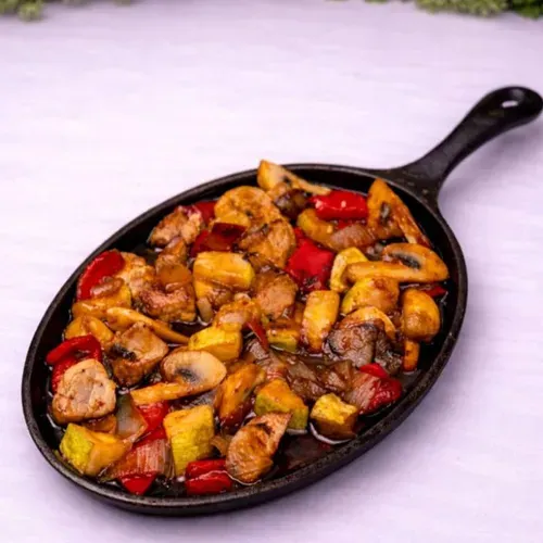 Tigaie cu carne de porc